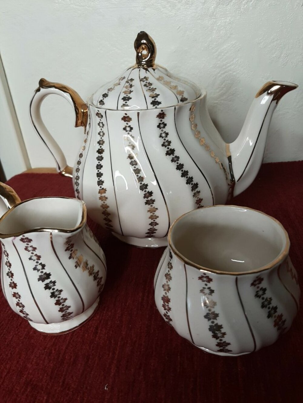 SadlerTea Set 1940s, Lustre Set, Teapot Creamer and Sugar Bowl, 1940s Sadler